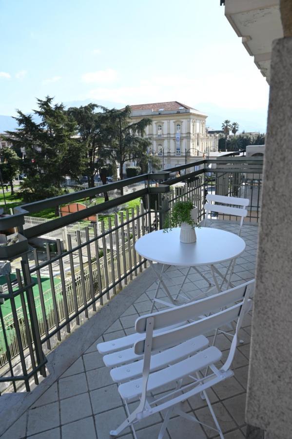 Nm Luxury Suites Pompeya Exterior foto